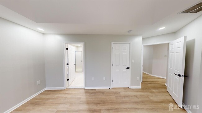 Building Photo - 2405 Timber Ridge Ct