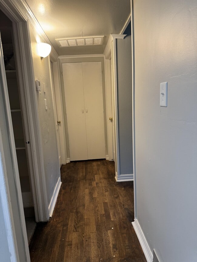 Building Photo - 6245 E Marshall St