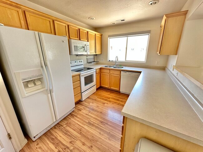 Building Photo - 1356 S 1190 W