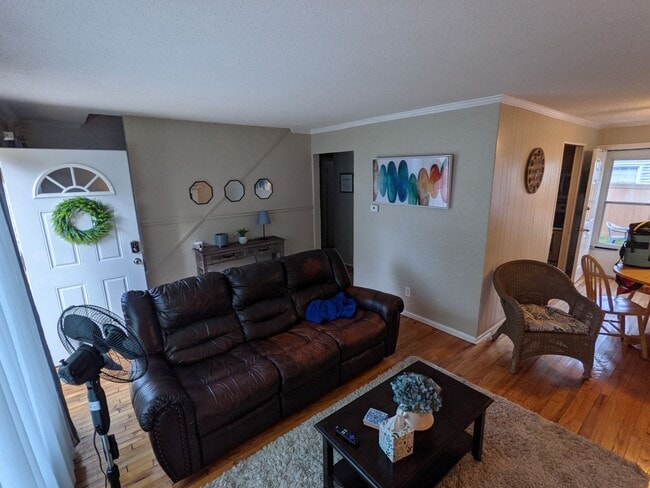 Building Photo - 73 Emerald Rd