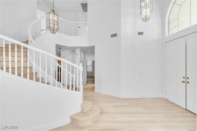 Building Photo - 3986 Windansea St