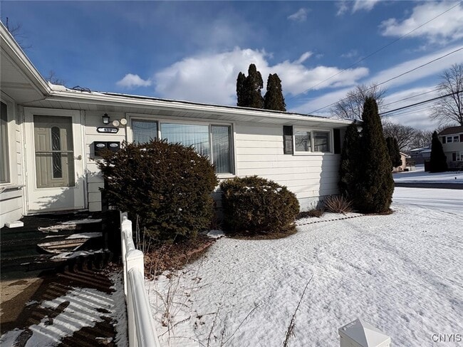 Building Photo - 519 Sunflower Dr