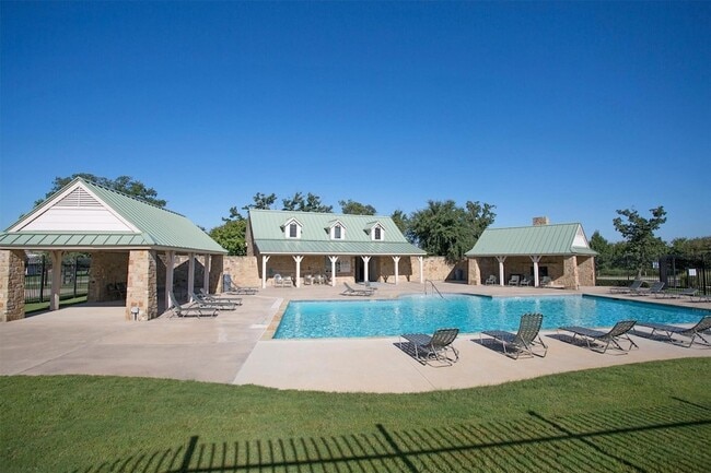 Building Photo - 3516 Clydesdale Dr