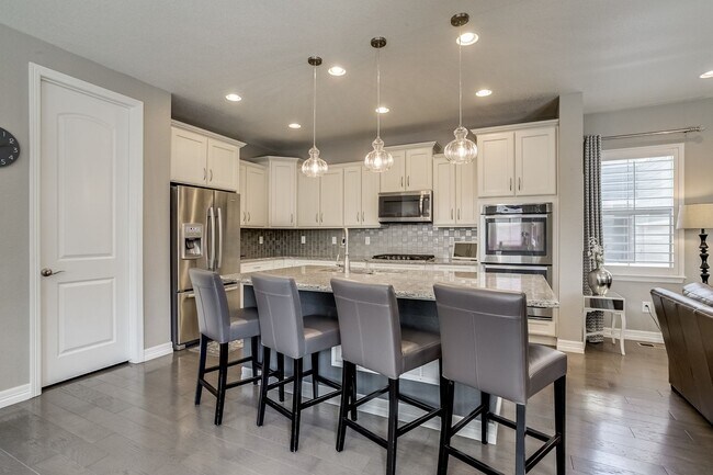 Building Photo - Large single family home in Central Park.