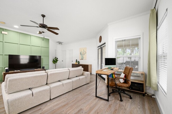 Building Photo - Optimal Location in Northwest Gainesville: South Point Neighborhood Living