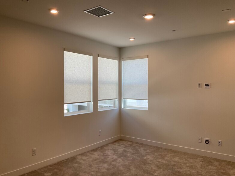 Building Photo - 2636 Everly Dr