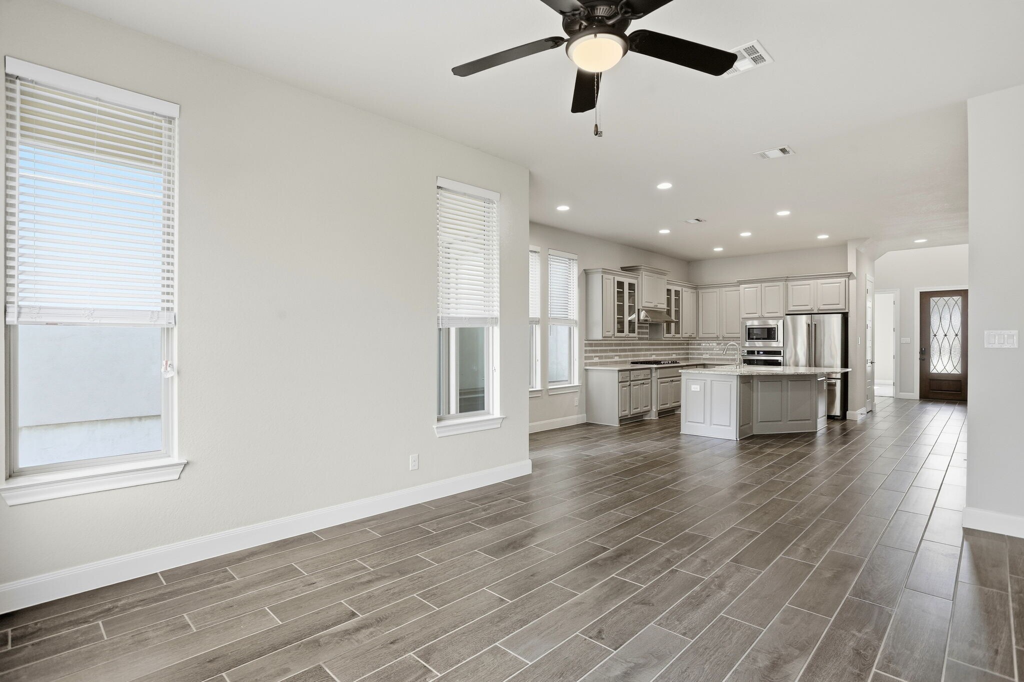 Building Photo - 11330 Cottage Grove