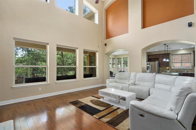 Building Photo - 3904 Avery Woods Ln