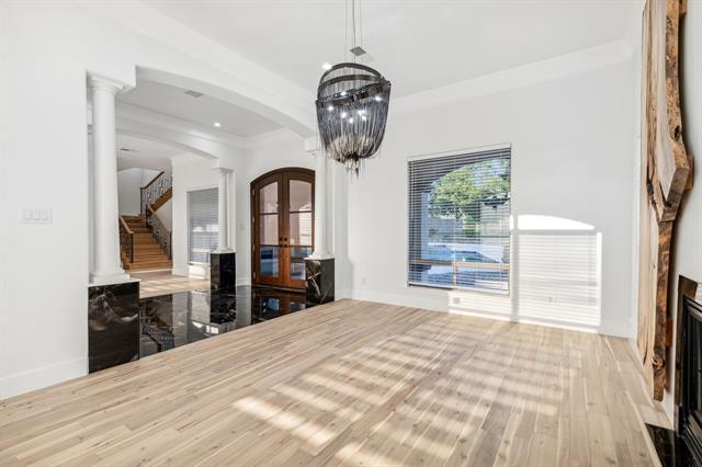 Building Photo - 1229 Strathmore Dr