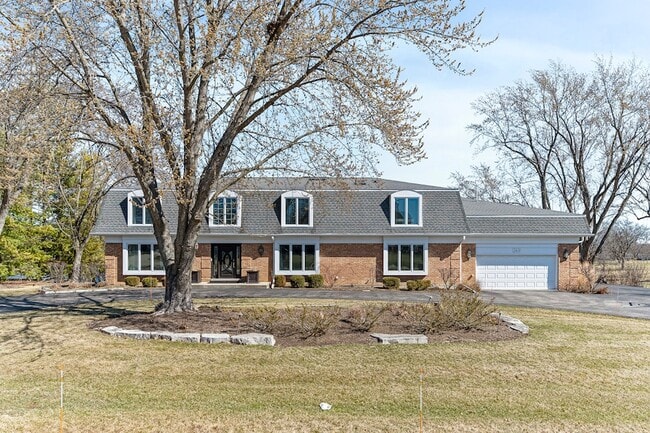 Building Photo - 2419 Cumberland Cir