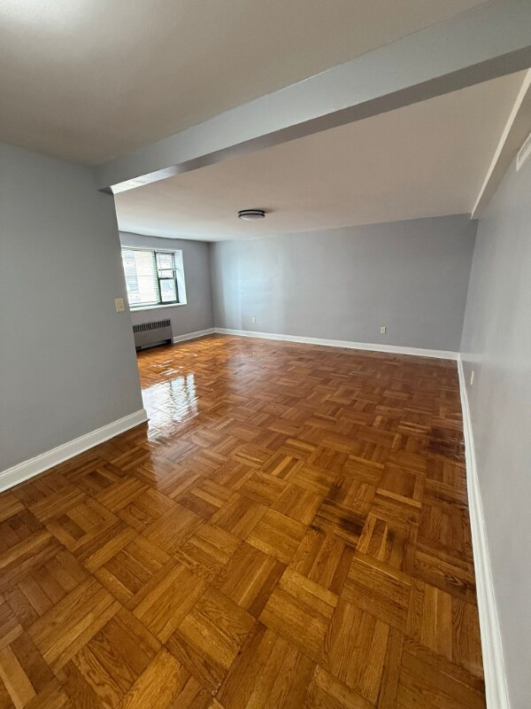 Building Photo - 56 S Munn Ave