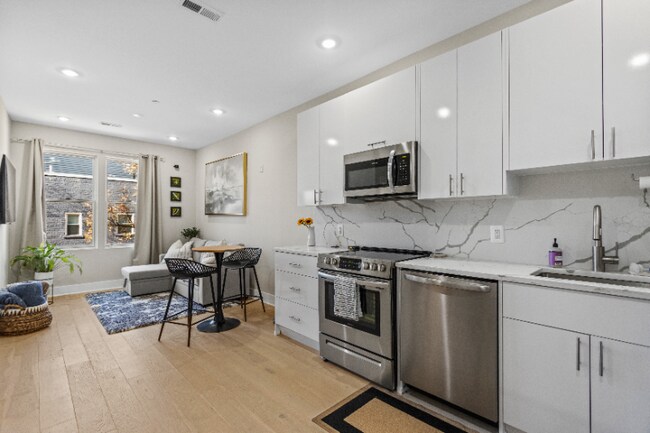 Building Photo - 1638 K St NE