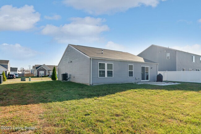 Building Photo - 123 Gadwall Ct