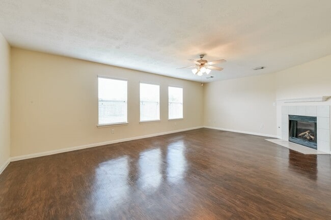 Building Photo - 1003 Redcrest Springs Ct