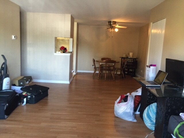 Building Photo - 1422 Stonebridge Cir
