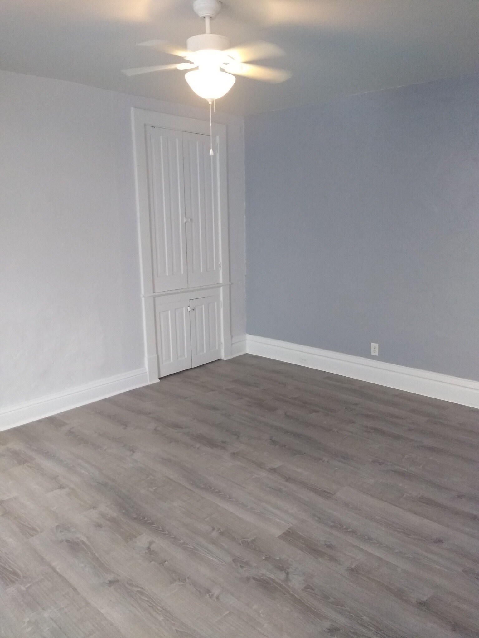 Building Photo - 517 4th St