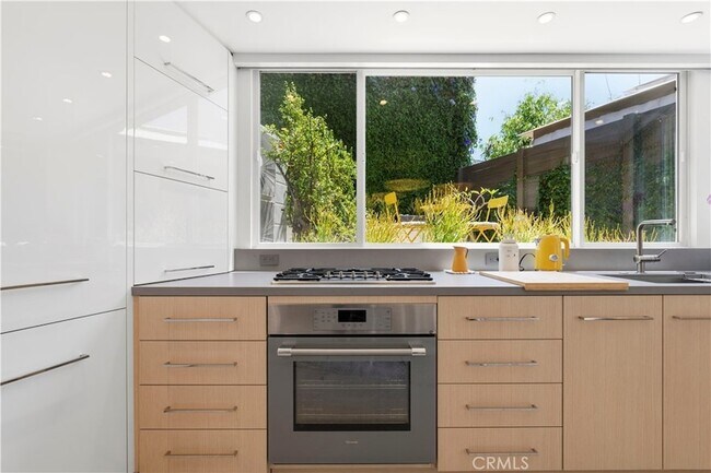 Building Photo - 149 Sunset Terrace