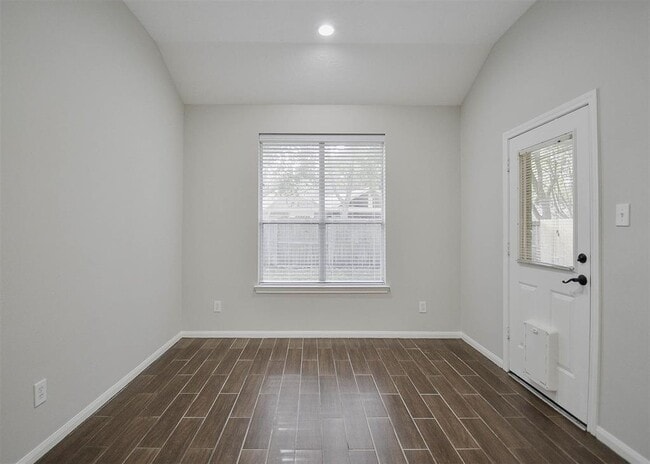 Building Photo - 6702 Pacific Crest Ct