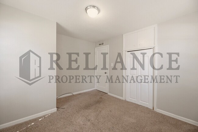 Building Photo - 1126 Silverdale Ct