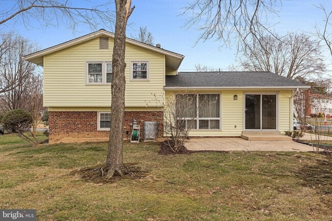 Building Photo - 6106 Rivanna Dr