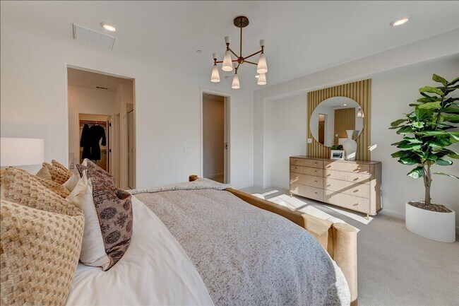 Building Photo - 1404 Mountain Laurel Rd