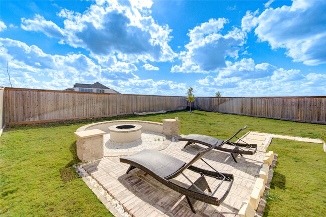 Building Photo - 21255 Doubtful Cyn Dr