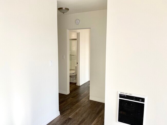 Building Photo - Gorham North by Wiseman