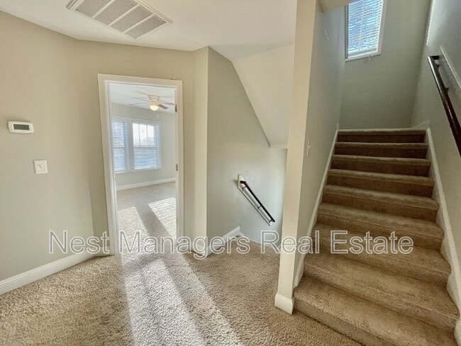 Building Photo - 211 Executive Dr