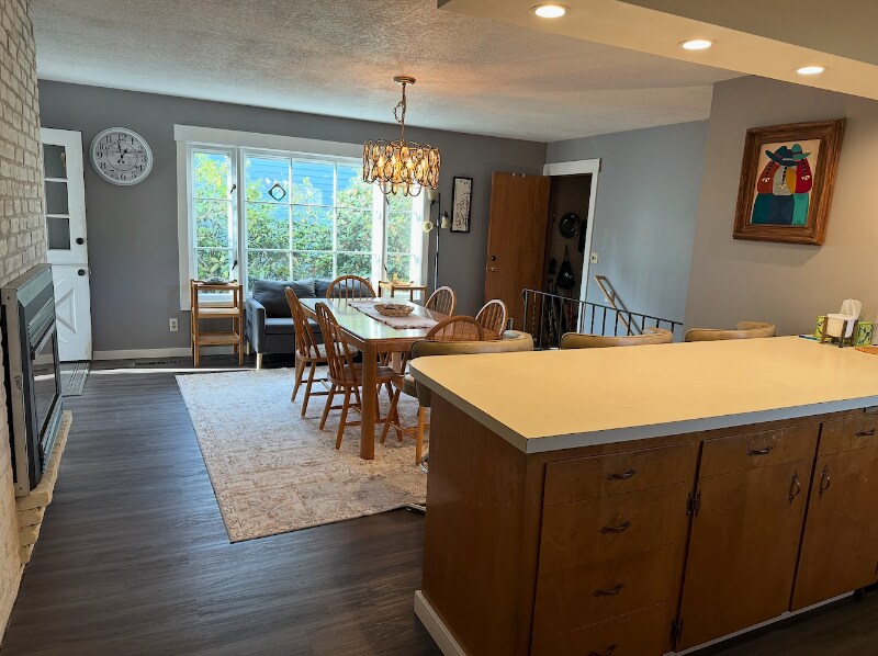 Building Photo - 11500 SW Fairfield St