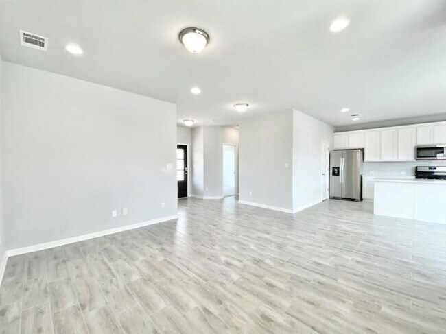 Building Photo - 2525 Pecan Island Dr
