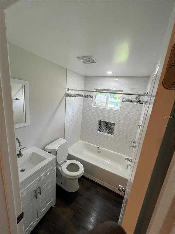 Building Photo - 1006 E 26th Ave