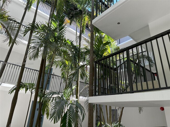 Building Photo - 55 Ocean Ln Dr