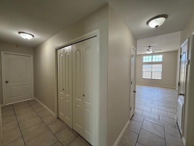 Building Photo - 2720 Camelot Dr