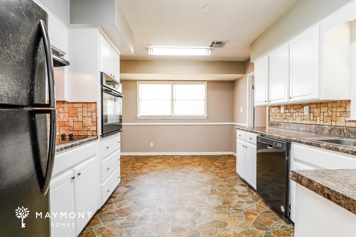 Building Photo - 3352 Ridgefield Dr