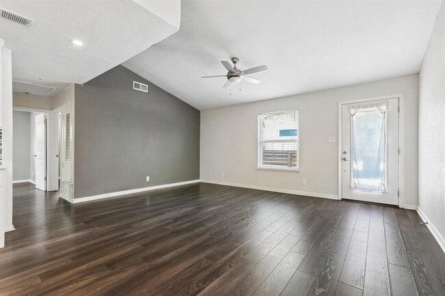 Building Photo - 4523 Avenue H