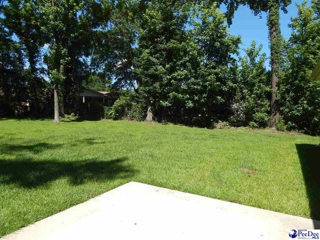 Building Photo - 154 N Lakewood Dr