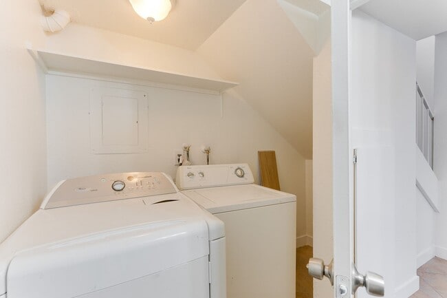 Building Photo - SPACIOUS 3BEDROOM TOWNHOUSE IN 89103 * COMING SOON *