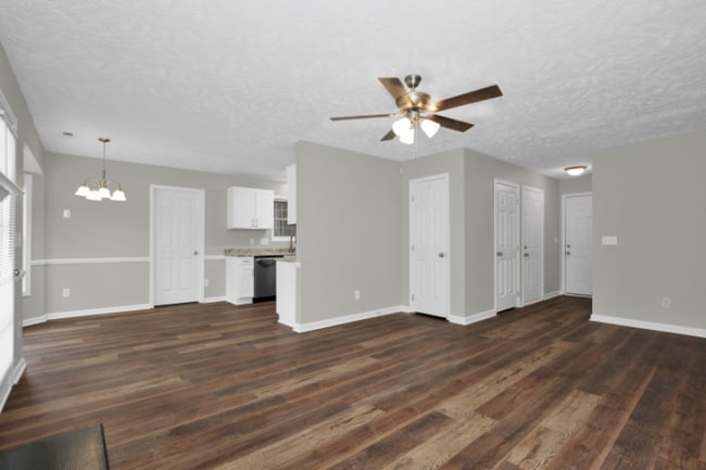 Building Photo - 107 Yaupon Ct