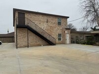 Building Photo - 2302 Rosario St