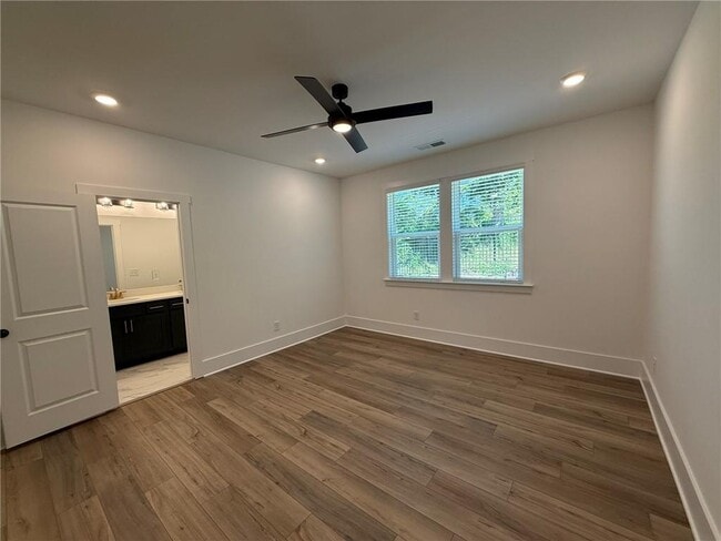 Building Photo - 1694 Gunnin Trce NW