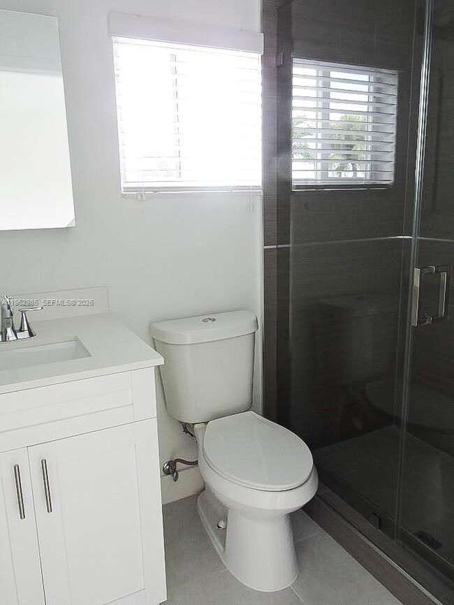 Building Photo - 3323 SW 87th Pl