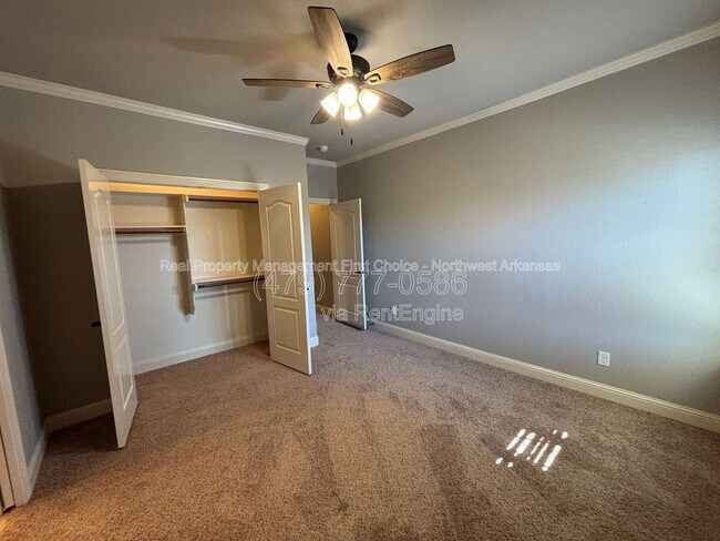 Building Photo - 1919 Sicily Ave