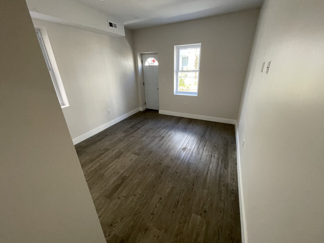 1st Floor Rear Bedroom - 22 S Yewdall St