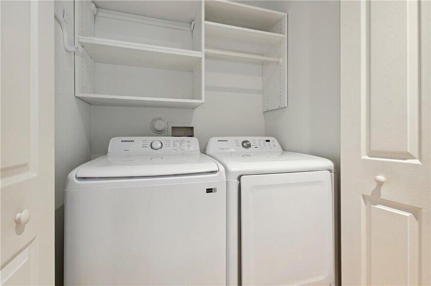 Building Photo - 1416 NE 4th Ct