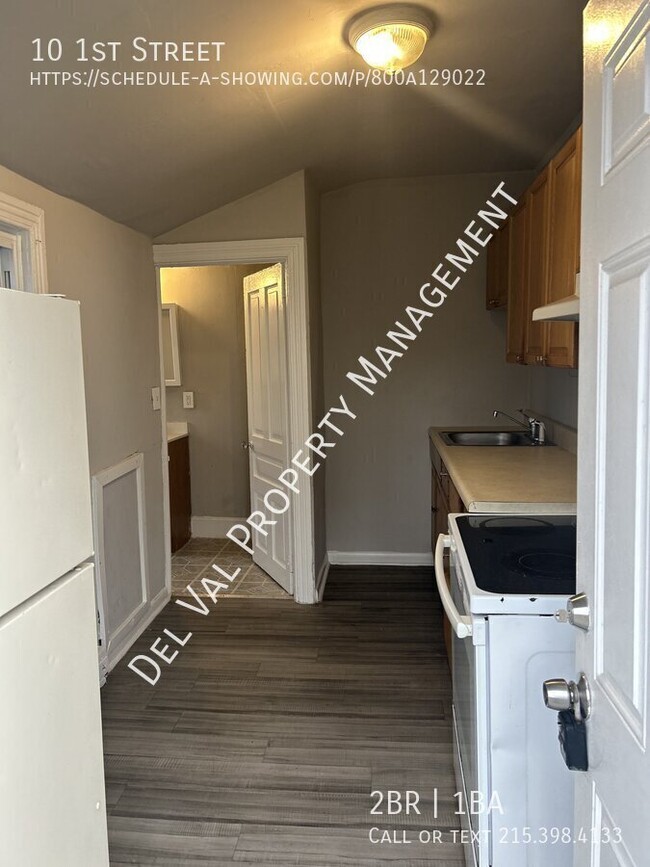 Building Photo - Spacious 2-Bedroom 1st-Floor Apartment for...