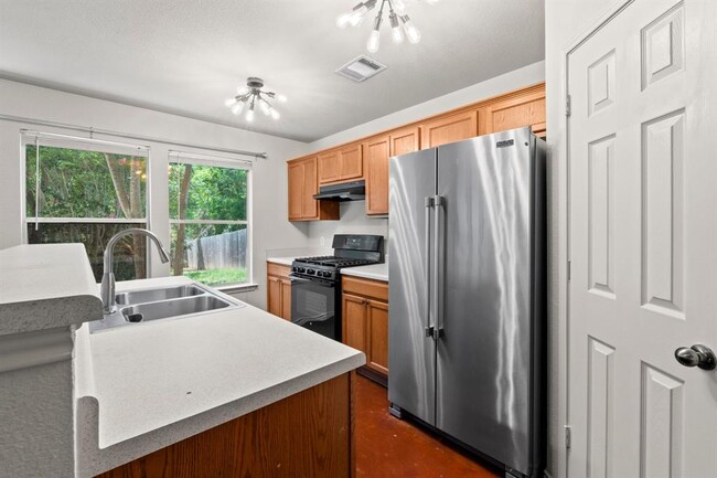 Building Photo - 4608 Acers Ln