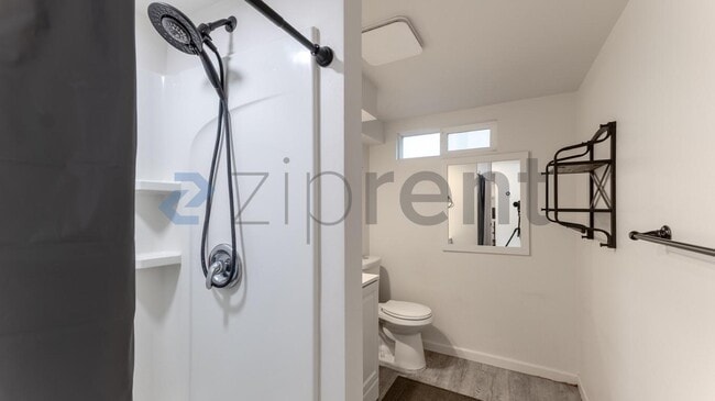 Building Photo - 503 E Montgomery Ave