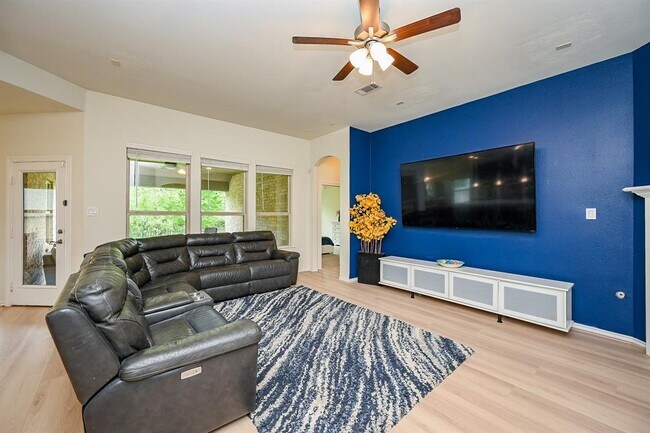 Building Photo - 27915 Crosswater Ln