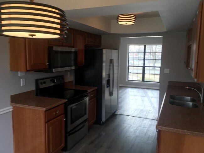 Primary Photo - Beautifully Renovated 3 Bedroom 2 Bath Hou...