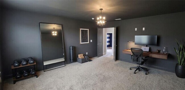 Building Photo - 4215 Hopewell Manor Dr